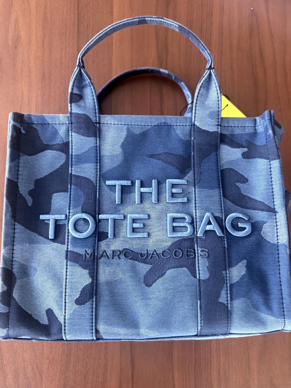 Marc Jacobs The Tote Bag in Blue Camo with Black Strap - Picture 4 of 9